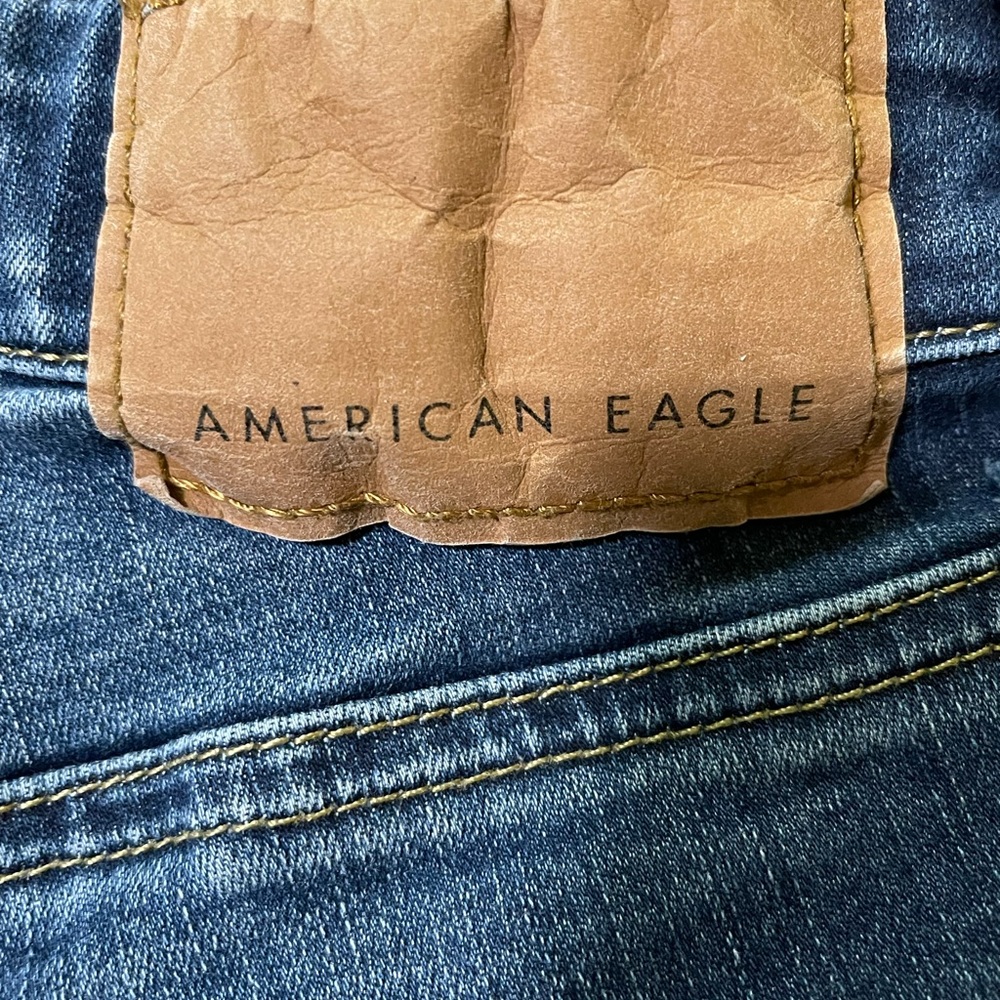 1 American eagle & 2 Hollister jeans. - Picture 5 of 9
